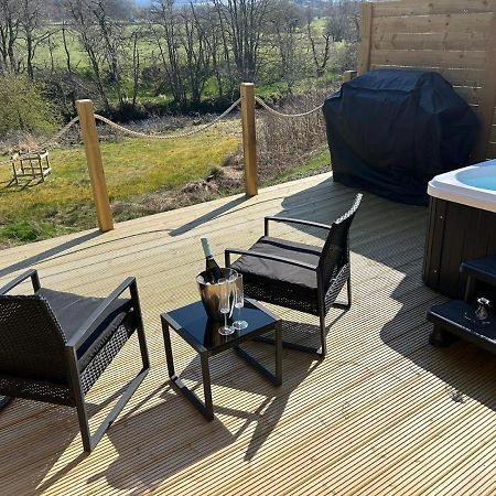 River Huts, Highland River Retreat With Hot Tub Inverness Exterior foto