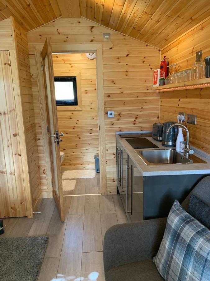 River Huts, Highland River Retreat With Hot Tub Inverness Exterior foto