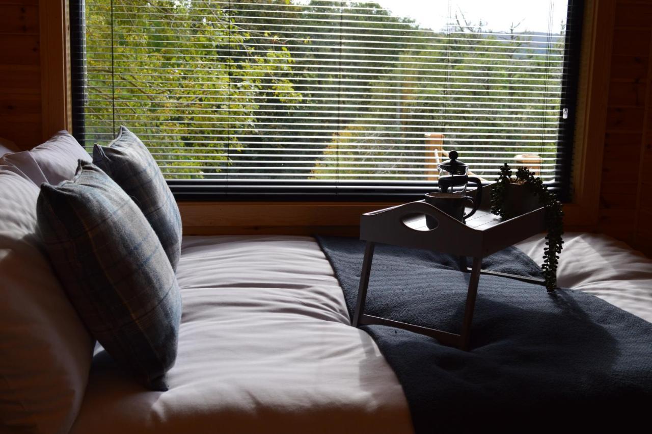 River Huts, Highland River Retreat With Hot Tub Inverness Exterior foto