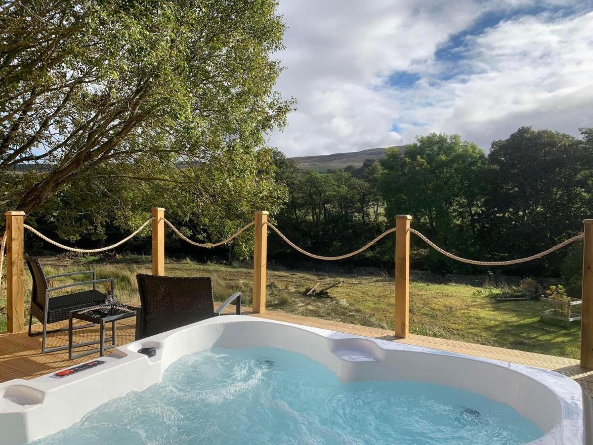 River Huts, Highland River Retreat With Hot Tub Inverness Exterior foto