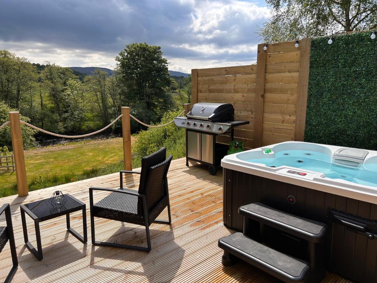 River Huts, Highland River Retreat With Hot Tub Inverness Exterior foto